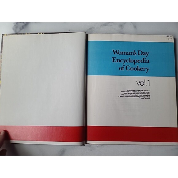 Women's Day Encyclopedia Of Cookery Volume 1 - Picture 3 of 10